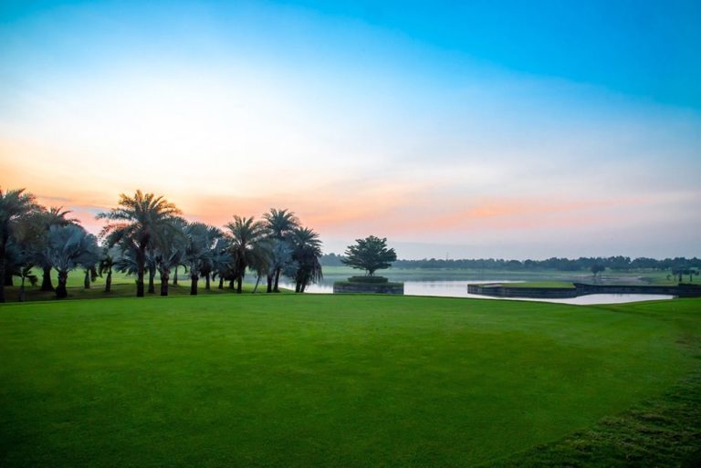 The-Royal-Gems-Golf-City